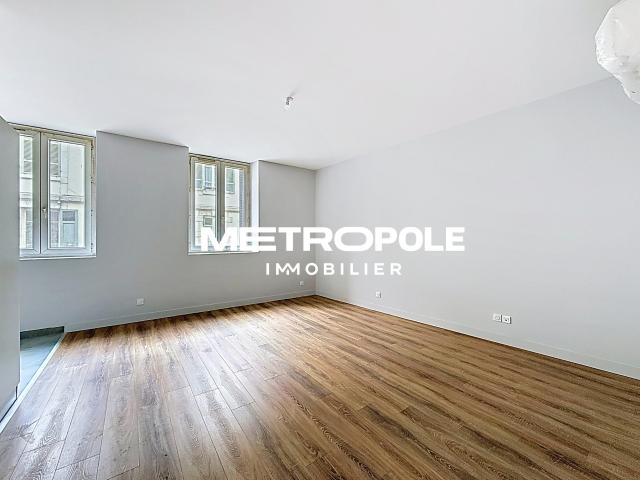 APPARTEMENT T3 TENAY