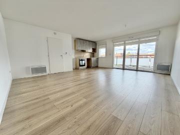 APPARTEMENT T3 TERRASSE GARAGE COMME NEUF !