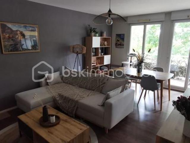 Appartement T3 traversant avec balcons, garage en sous sol fermé et cave – Le Mans quartier Université