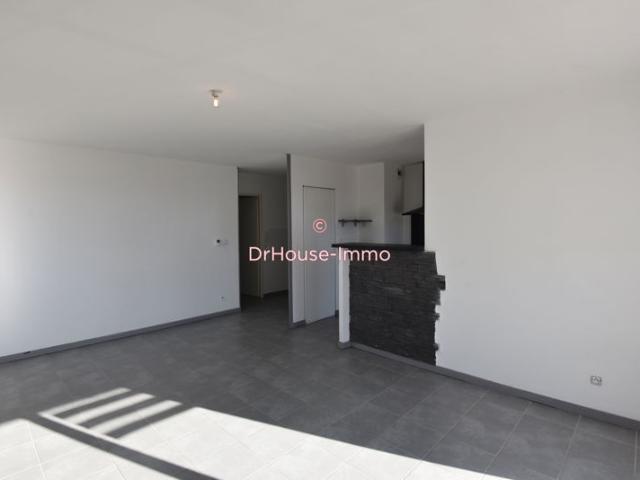APPARTEMENT T3 TRAVERSANT