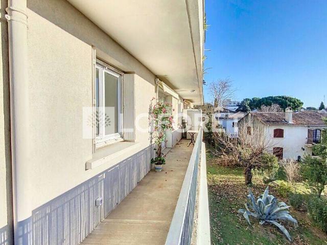Appartement T3 traversant 70m²