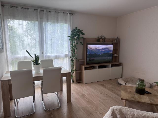 Appartement T3 à Avon Chauffage et eau froide inclus