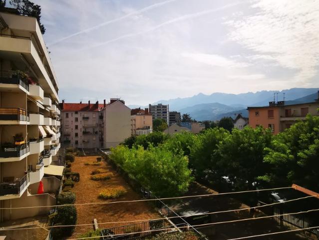 appartement t3 à grenoble ref ges04230002 900 agence delphine teillaud