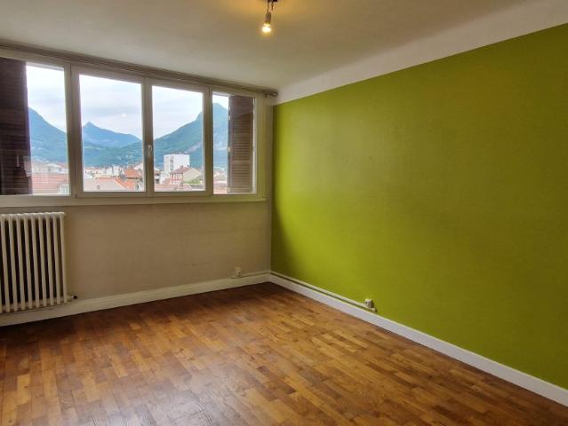 appartement t3 à grenoble ref ges12880002 900 agence delphine teillaud