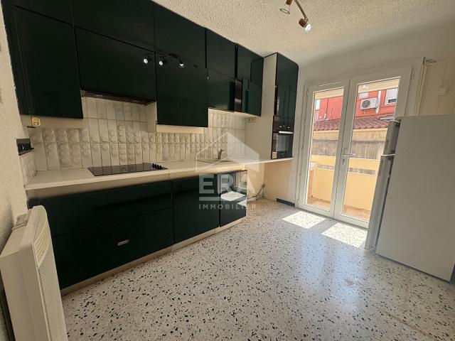 Appartement T3 à louer à Elne 80 m² Terrasse et 2 parkings