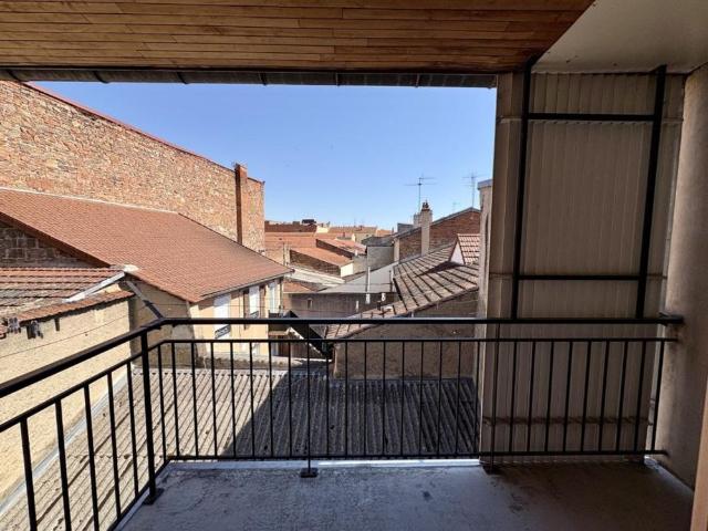 APPARTEMENT T3 A LOUER A ROANNE CENTRE VILLE