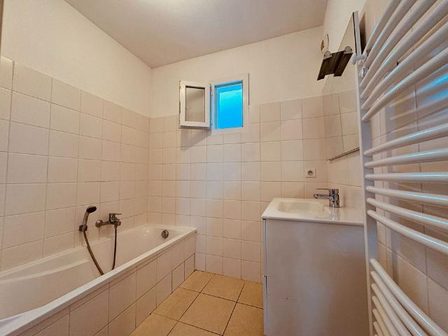 Appartement T3 à louer à VESCOVATO