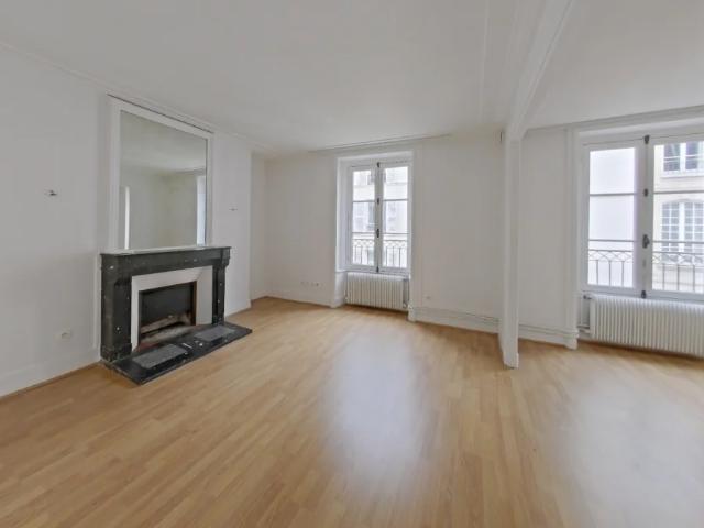 APPARTEMENT T3 A LOUER PARIS 1ER ARRONDISSEMENT 64.19 m2 2 437 € charges comprises par mois: Immobilier PARIS 1ER ARRONDISSEMENT | Perenium, agence immobilière à Paris – administration de biens et gestion locative