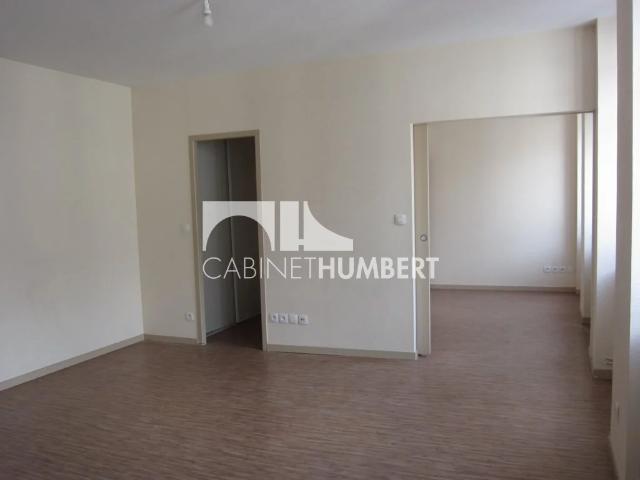 APPARTEMENT T3 A LOUER ST ETIENNE CENTRE VILLE