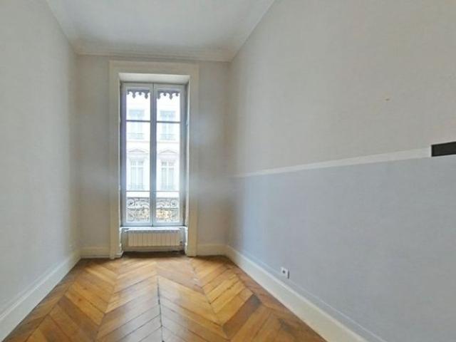 APPARTEMENT T3 A LOUER