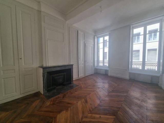 APPARTEMENT T3 A LOUER