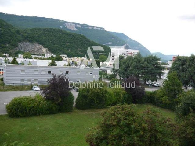 Appartement T3 à SEYSSINET