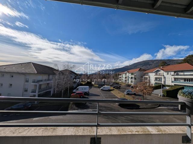 Appartement T3 à vendre loué bail nu Gex