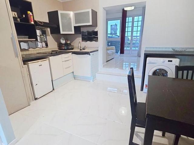 Appartement T3 atypique en duplex