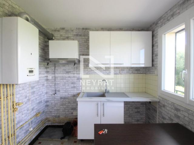 APPARTEMENT T3 AU CENTRE DE LOUHANS