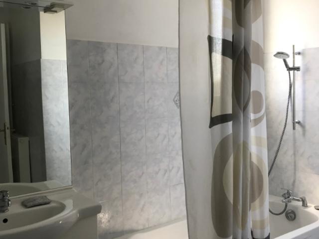 APPARTEMENT T3 AUBES