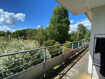 Appartement T3 avec balcon et deux parkings privatifs