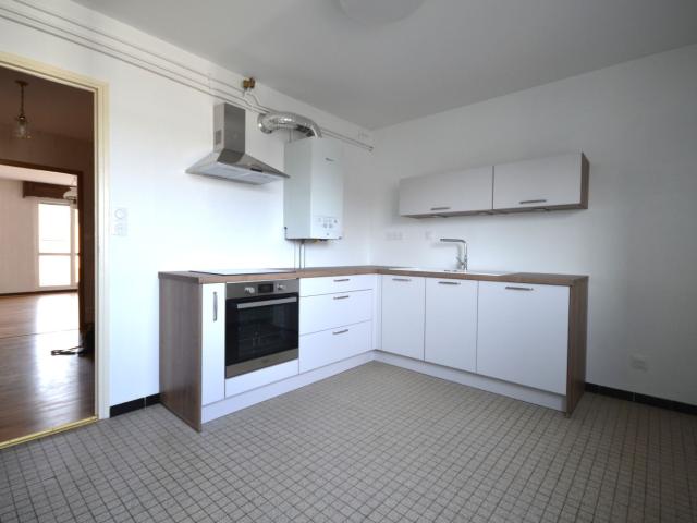 APPARTEMENT T3 AVEC BALCON ET GARAGE, Laxou