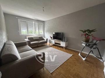Appartement T3 avec cave et stationnement 2ème étage Pont evêque