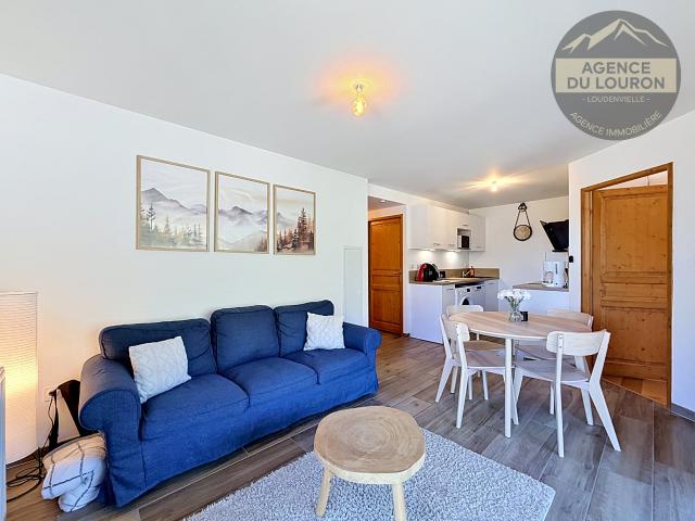 Appartement T3 avec cellier, casier à ski, et parking à LOUDENVIELLE