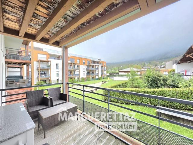 APPARTEMENT T3 AVEC GARAGE CAVE ET TERRASSE