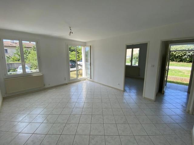 Appartement T3 avec jardin et grand garage