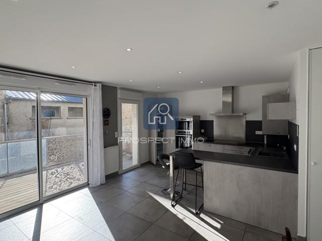 Appartement T3 avec terrasse et garage