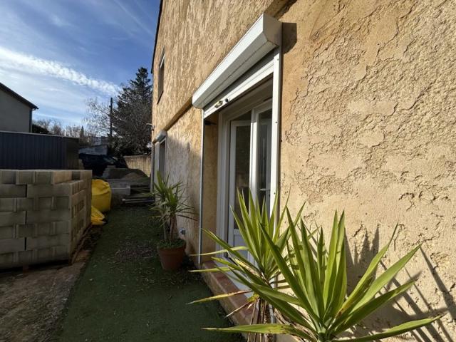 Appartement T3 avec terrasse et jardin