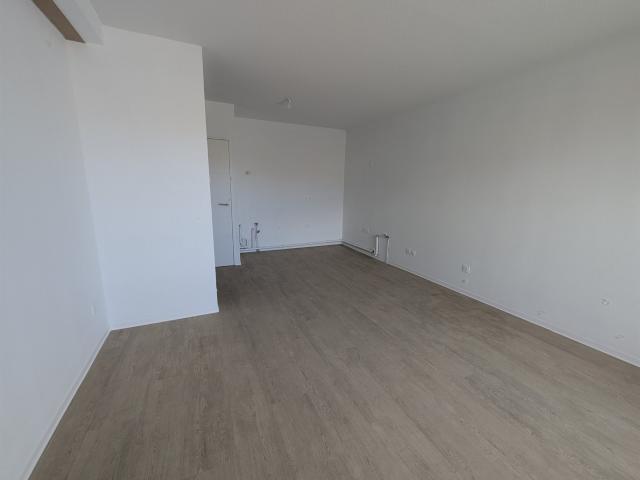 Appartement T3 avec terrasse et parking Secteur Mont Duplan. 60m² Nîmes
