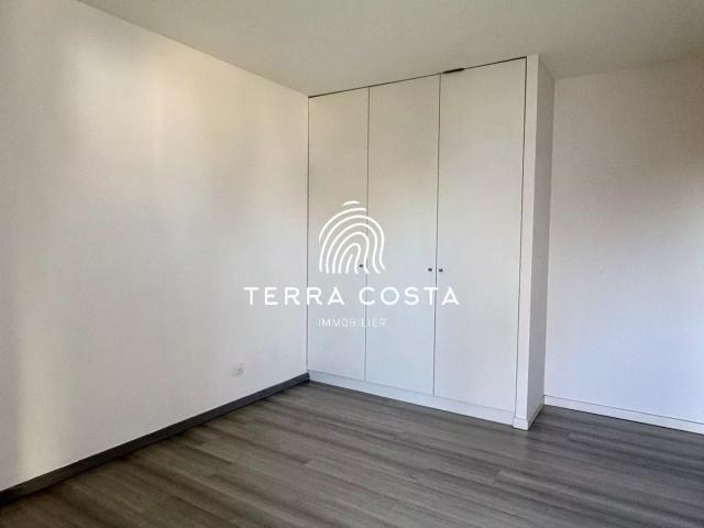 Appartement T3 avec terrasse