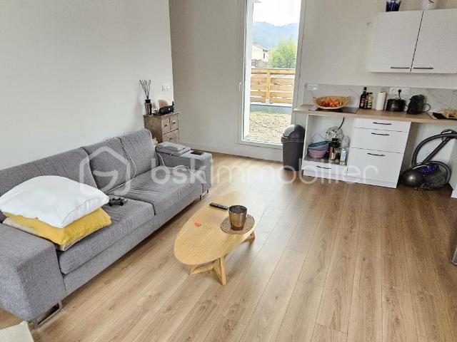 APPARTEMENT T3 avec terrasse