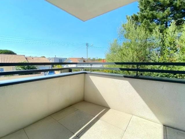 Appartement T3 avec 2 balcons à Pessac