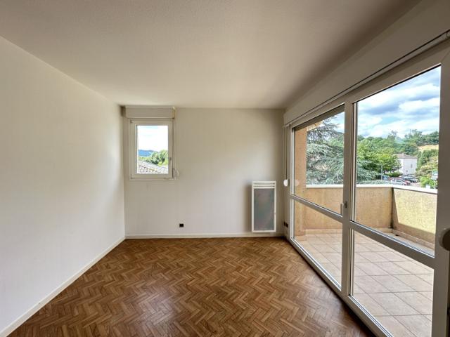 APPARTEMENT T3 BALCON CLUNY