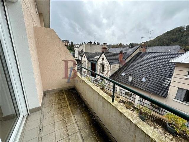 APPARTEMENT T3 balcon et garage