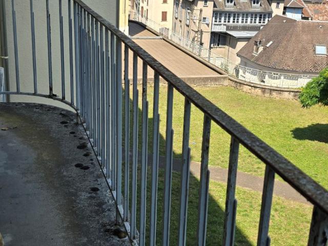 Appartement T3, balcon et stationnement