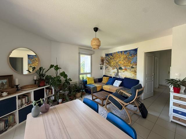 APPARTEMENT T3 BALCON ET PARKING SOUS SOL