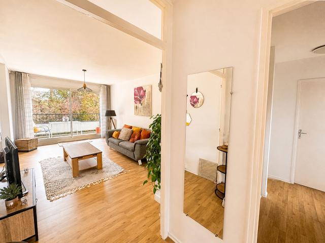 Appartement T3 bis de charme avec terrasse Centre de Blanquefort 77.48 m2