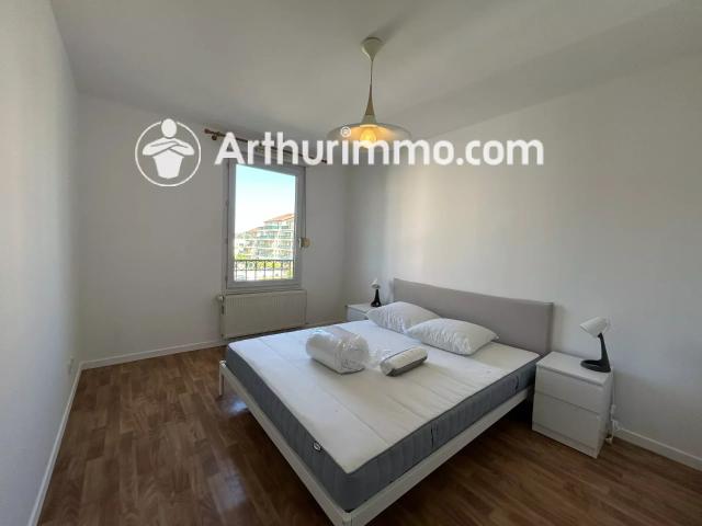 Appartement T3 CENTRE DECINES CHARPIEU