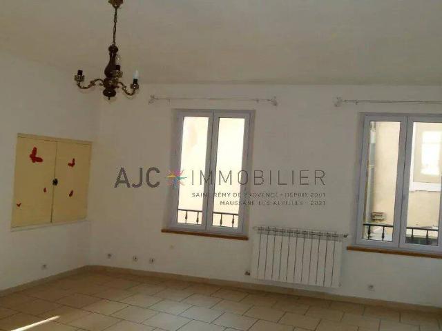 APPARTEMENT T3 CENTRE VILLE