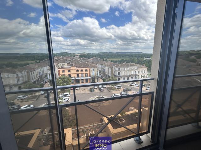 APPARTEMENT T3 CENTRE VILLE, AVEC VUE