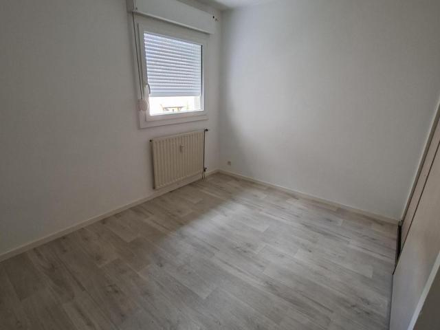 APPARTEMENT T3 CENTRE VILLE MONTCEAU