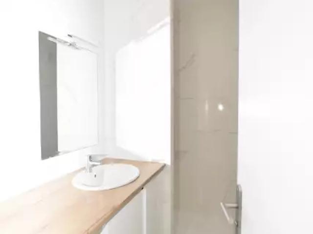APPARTEMENT T3 CHAMPS DE MARS