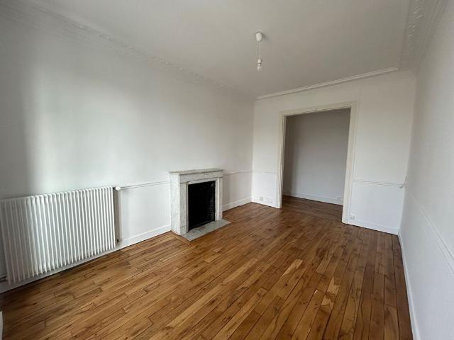 Appartement T3 CHARENTON LE PONT à louer
