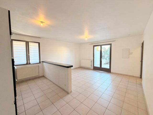 APPARTEMENT T3 COMMUNAY