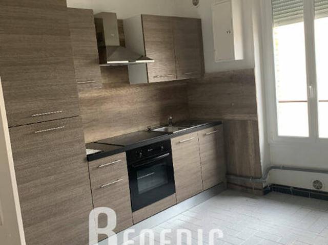 Appartement T3 cuisine équipée Rue de Turique