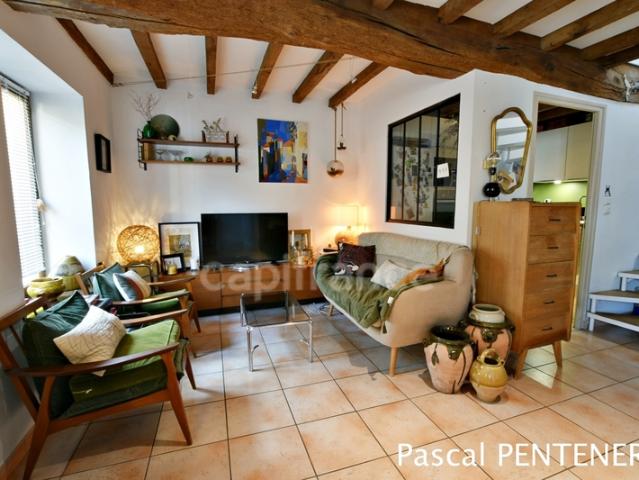 Appartement T3 dans maison de village, au cœur de Villars Les Dombes