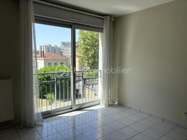 Appartement T3 dans résidence sécurisée