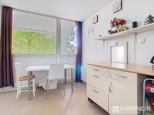 Appartement T3 dans résidence sécurisée avec ascenseur, terrasse
