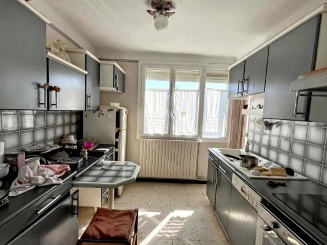 Appartement T3 dans résidence sécurisée Nimes