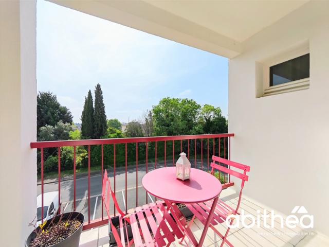 Appartement T3 de 61 m2 entièrement rénové à Libourne !